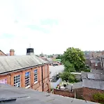 11 Bluebridge With Free Parking Apartment York