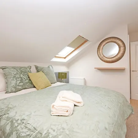 11 Bluebridge With Free Parking