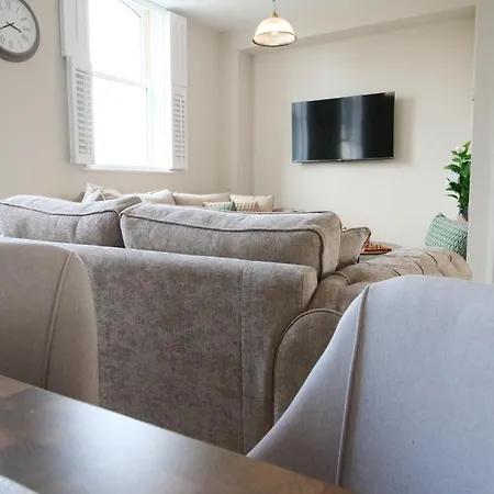 11 Bluebridge With Free Parking Apartment *