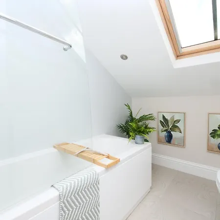 11 Bluebridge With Free Parking Apartamento York