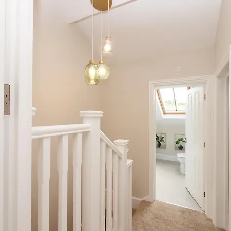 11 Bluebridge With Free Parking *