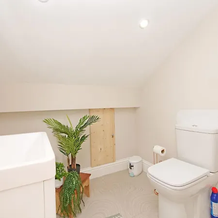 Apartment 11 Bluebridge With Free Parking York