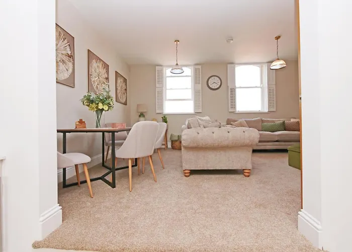 11 Bluebridge With Free Parking Apartman