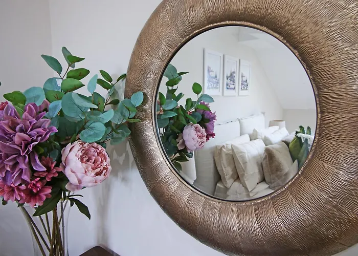 11 Bluebridge With Free Parking *