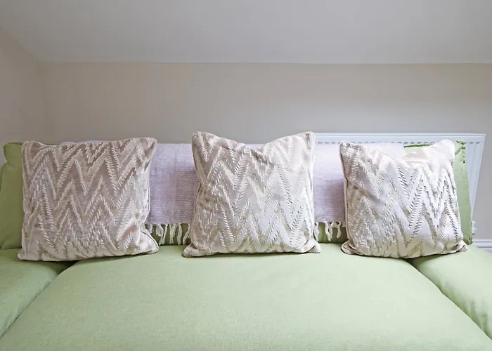 11 Bluebridge With Free Parking