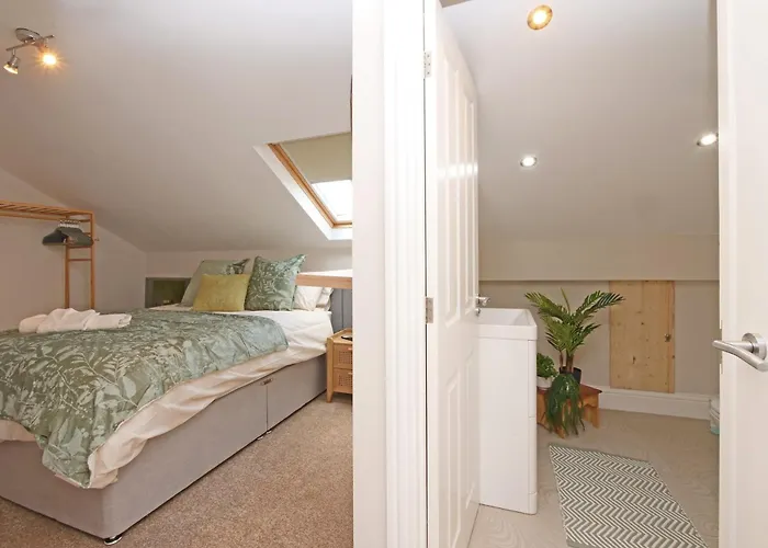 11 Bluebridge With Free Parking Apartman *