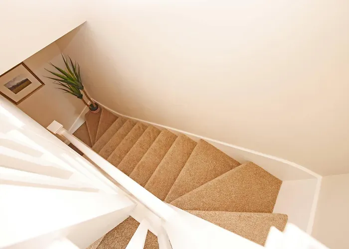 11 Bluebridge With Free Parking *