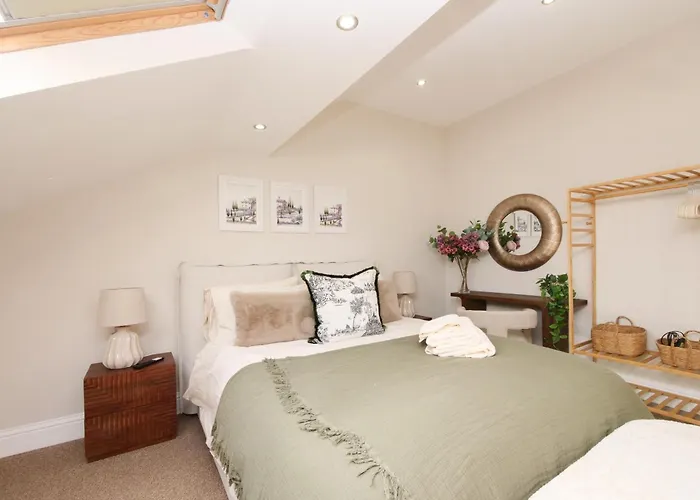 11 Bluebridge With Free Parking