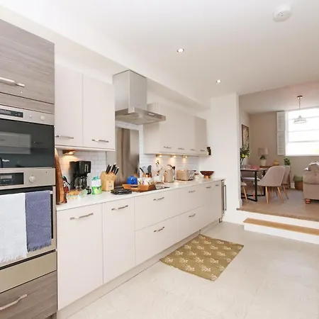 11 Bluebridge With Free Parking * York