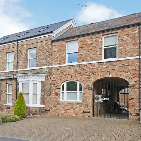 11 Bluebridge With Free Parking Apartament